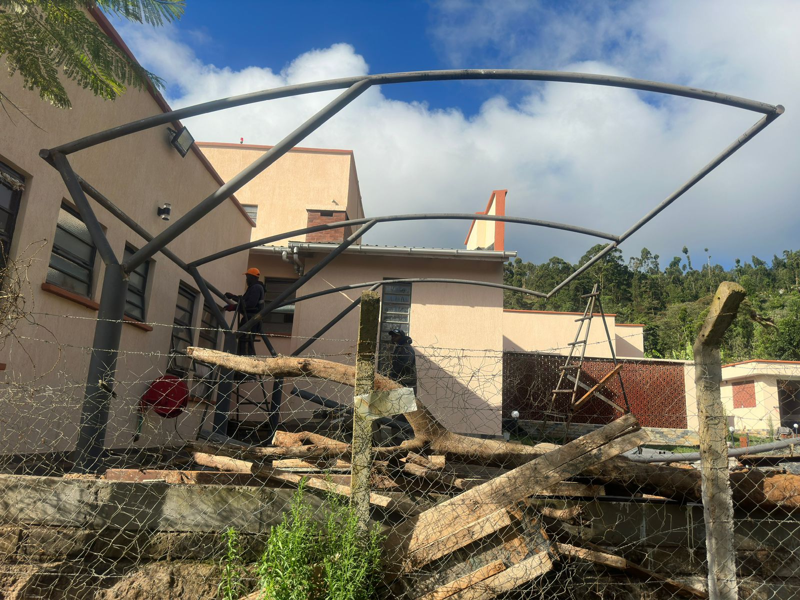 Cantilever Car Parking Shades Prices in Nairobi Kenya